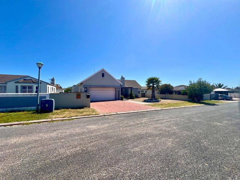 4 Bedroom Property for Sale in Country Club Western Cape